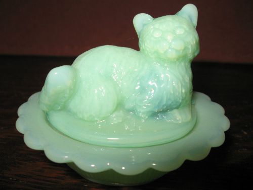 jadeite green milk glass salt cellar celt cat kitten on nest basket dish jadite