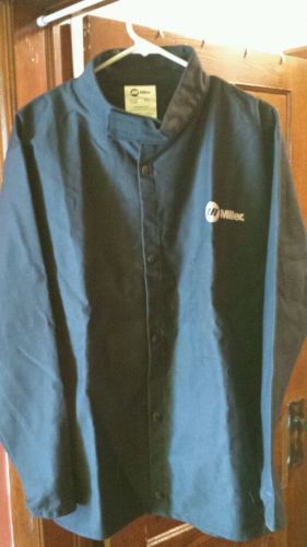 MILLER 244752 30&#034; CLASSIC CLOTH WELDING JACKET SZ X-LG