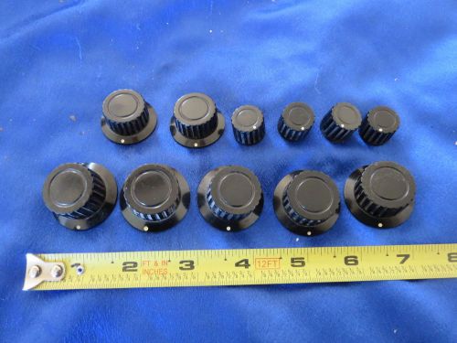 NICE SET OF 11 VINTAGE BAKELITE BLACK AUDIO INSTRUMENT KNOBS 1/4 SHAFT