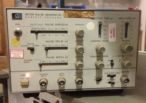 HP Hewlett Packard 8012B 20/50 MHz Pulse Generator Powers One! Used