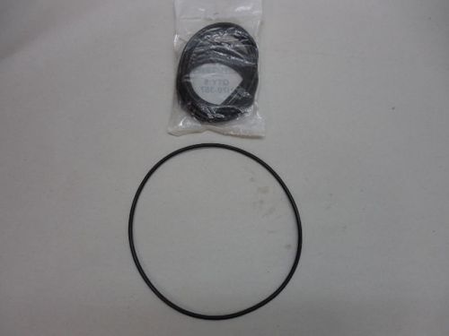 H70357 O Ring 5.5000 inside dia Buna-N Thickness 0.1380 pack of 5