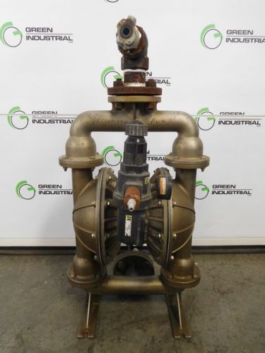 Versamatic diaphragm pump model sv235fb with sv236fb manifold used for sale