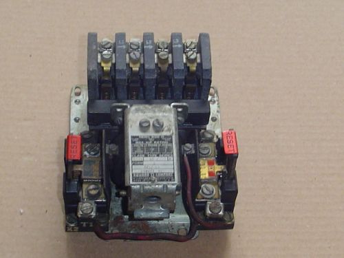 square D Motor STARTER electric size 0 NEMA BO-2 Form S 600v max. 15A untested