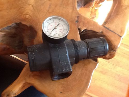 Dayton Speedaire 4ZM10 Regulator With Gauge , 300 PSIG , Used , Great Condition