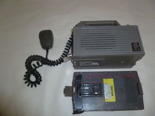 Vintage GE General Electric Porta Mobil II Two Way Radio w Hand Microphone c