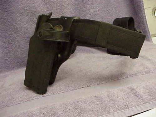 Bianchi international duty belt 40-46&#034; with safariland holster glock 17 22 31 for sale