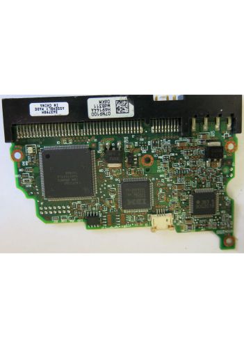 HITACHI IC35L040AVVA07-0 P/N 07N8137 PCB F 36H6419 01