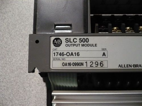 Allen Bradley 1746-OA16 AC MODULE FOR PROGRAMMABLE CONTROLLER 16 TRIAC 120/240