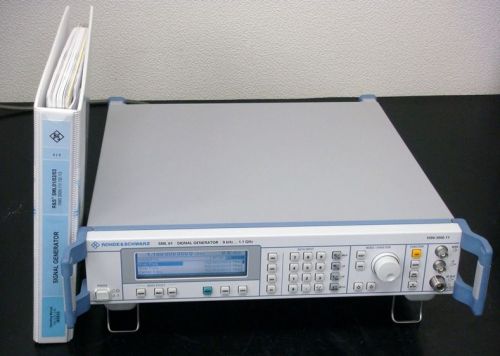 Rohde&amp;schwarz sml01 /b5 9khz-1.1ghz signal generator for sale