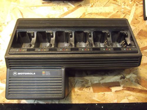 Motorola NTN1177C 6-Dock Multi Battery Charging Unit