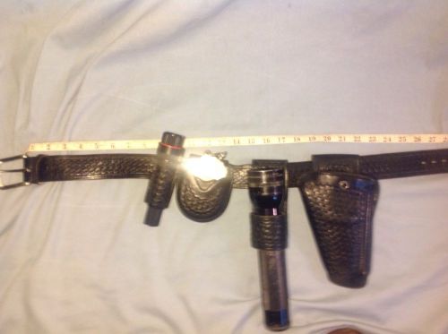 Lot Police Duty Belt Leather Speed Safe Holster Safari land Handcuffs Mag light