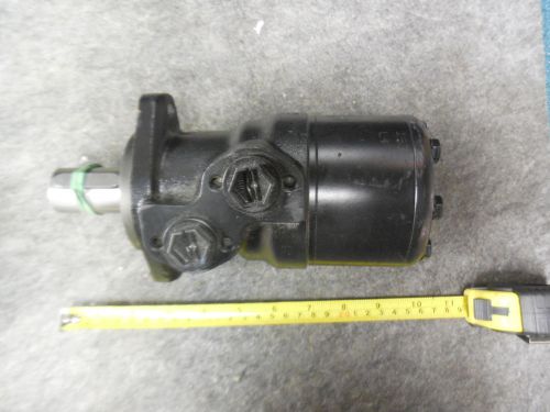 NEW SAUER DANFOSS HYDRAULIC MOTOR 151-3355 # OMR315