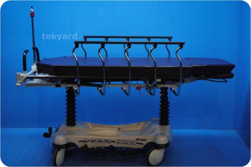 STRYKER 1061 GYNNIE (OB/GYN) STRETCHER / GURNEY @