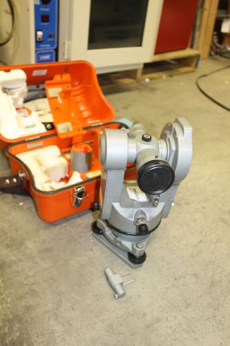 LIETZ THEODOLITE T60D TRANSIT WITH CASE