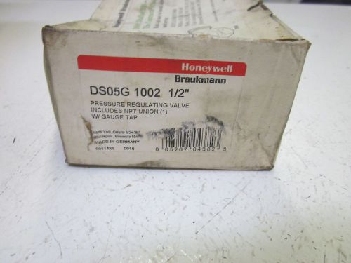 HONEYWELL DS05G 1002 DIAL SET PRESSURE REGULATOR 1/2&#034; *NEW IN A BOX*