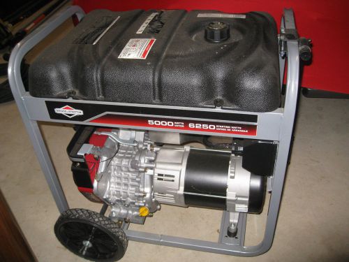 Briggs &amp; stratton 5000/6250 watt portable gasoline generator w/accessories for sale