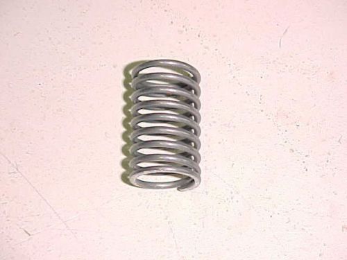 Old Briggs &amp; Stratton Engine Model FH Intake Valve Spring EA46