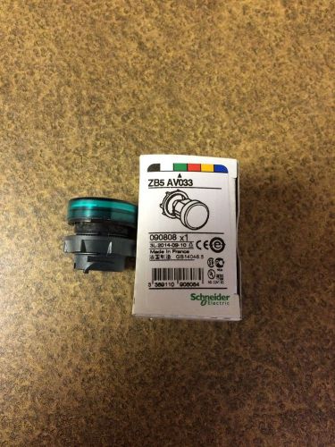 SQUARE D ZB5AV033 PROTECTED LED GREEN PILOT LIGHT HEAD   NEW