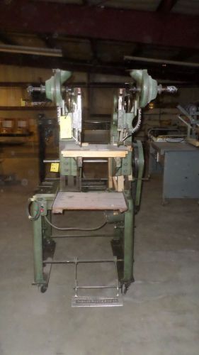 TUBULAR RIVET AND STUD CO. TRS 2-HEAD RIVET MACHINE, STYLE 97J