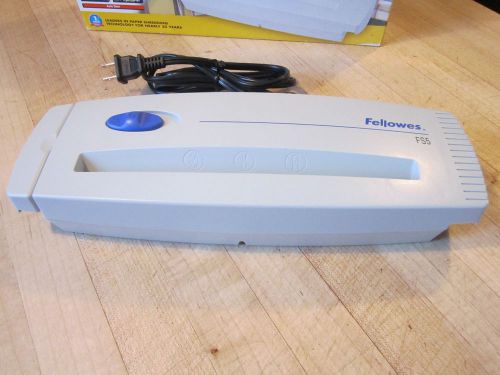 Fellowes FS5 Paper Shredder  white 5 sheet capacity