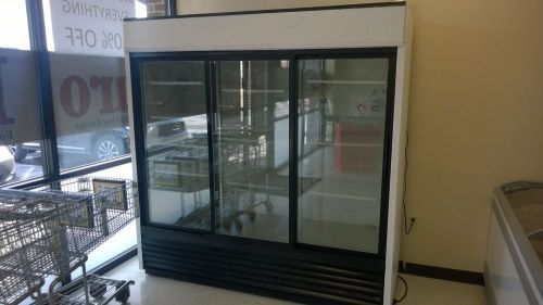 &#034; True&#034; 3 sliding glass door commercial refrigerator