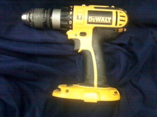 DeWalt 18 Volt Hammer Drill dc725