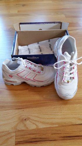 Nautilus N1372 MED Women&#039;s White Steel Toe ESD Athletic - 8.5 *Worn Once