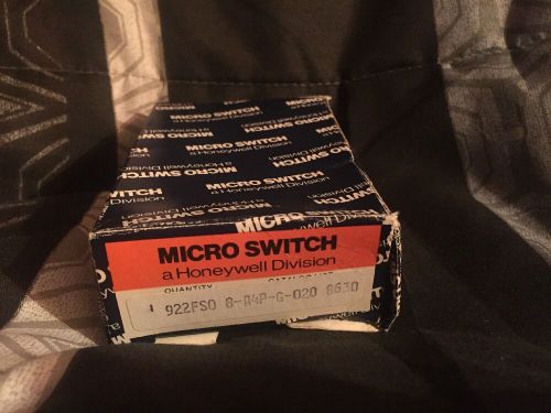 MICRO SWITCH 922FS0 8-H4P-G-020 0630 PROXIMITY SWITCH Lot Of 9