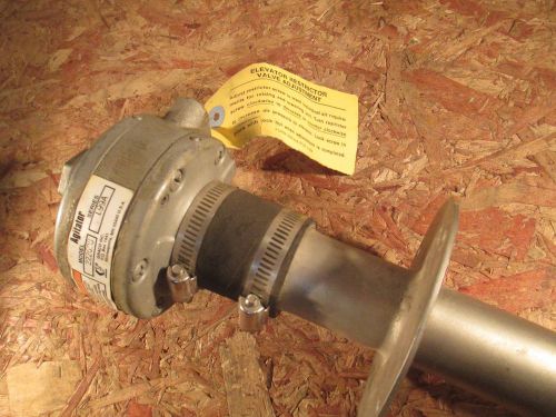 GRACO AIR AGITATOR 222698 L 99A SS 3/4 HP  MIXER 31&#034; SHAFT 5&#034; 3 BLADE PROPELLER