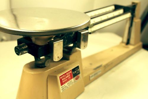 1990&#039;s Ohaus - 700 Series - Triple Beam Balance, SS Pltfrm, 2610g Cap.