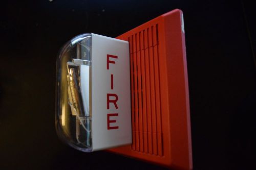 Cerebus Pyrotronics MTS-15/75 (Wheelock MT) Fire Alarm Horn Strobe