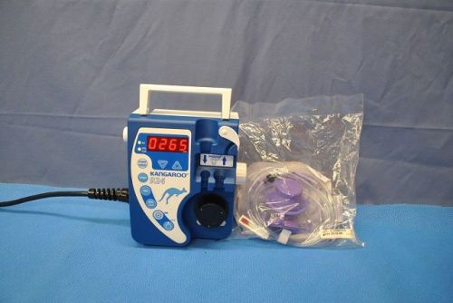 KANGAROO 924 FEEDING PUMP WITH NEW TUBING SET-TESTED-PATIENT READY