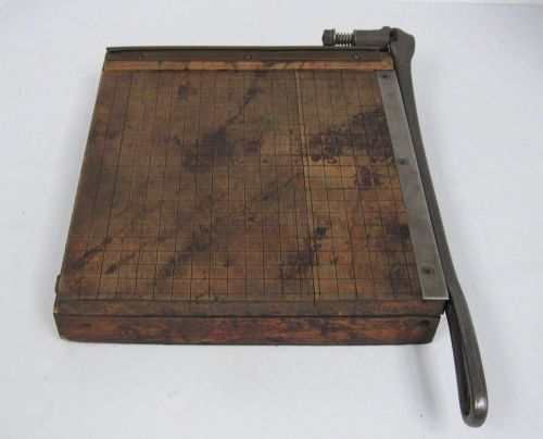 VINTAGE INGENTO PAPER CUTTER NO.3 10&#034;X10&#034;