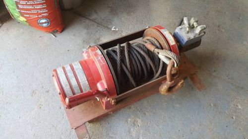 Nice Dayton 3VJ75 Hydraulic Winch 15,000 lb 1/2 In 15 gpm