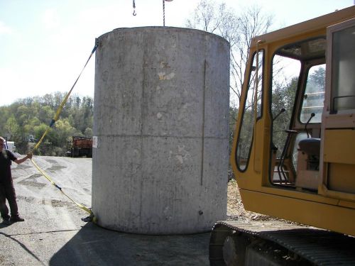 7500 gallon vertical fuel storage tank with pump for sale