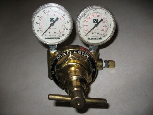 MATHESON 19-580 CGA REGULATOR 3000 PSI w/ VALVE