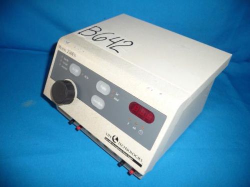 Life Tehnologies 250EX Electrophoresis Power Supply  C