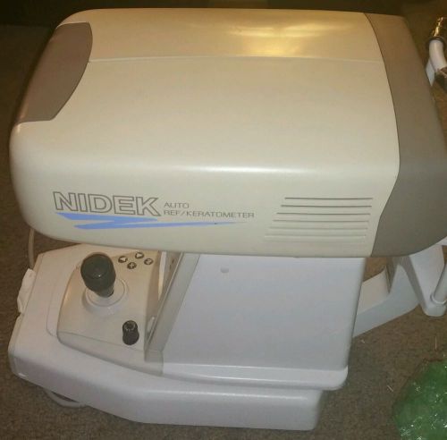 NIDEK MARCO ARK-700A AUTOREFRACTOR KERATOMETER