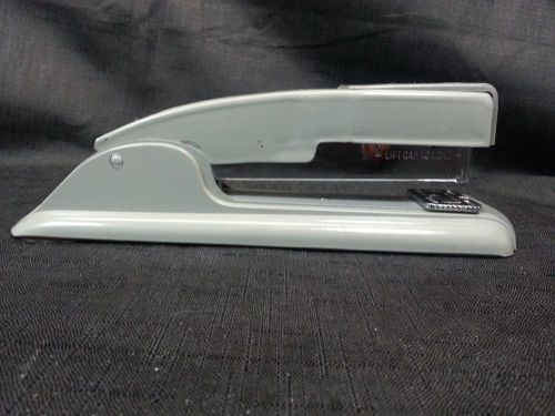 Solid Vintage Swingline No. 27 Pearl Gray Office Desktop Stapler Near Mint