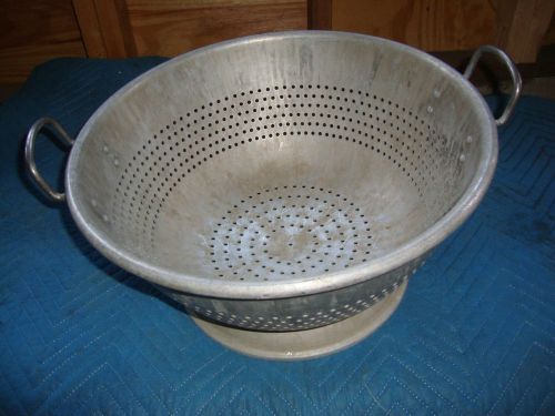 Wear Ever #4616 Colander Strainer 16&#034;