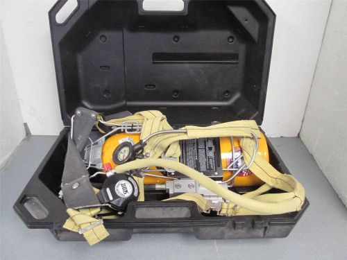 Scott Air Pak 30 Min Self Contained Breathing Apparatus w/Hard Polyethylene Case