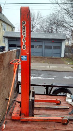 PRESTO Foot Powered Lift Hydraulic Lift Stacker Fork Lift