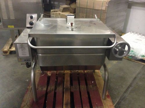 GROEN Model HFP-2 30 GALLON BRAISING PAN