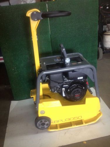 Wacker bpu3050a gas reversible plate compactor w/ honda engine for sale