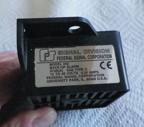 NEW Federal Signal Back Up Alarm Model 252