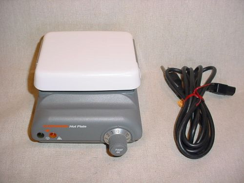 Looks new excellent mint corning pc-200 4  1/2 ” x 5  1/2 ” top hot plate 253 watt for sale