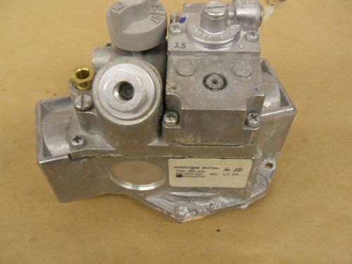 Robertshaw Brand Model 7000-MHC-S7B Uni-Line Gas Regulator