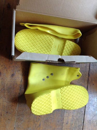 **NEW** SERVUS LITE &amp; TUF 10&#034; YELLOW STRETCH OVERSHOE BOOTS 70926 SIZE 14