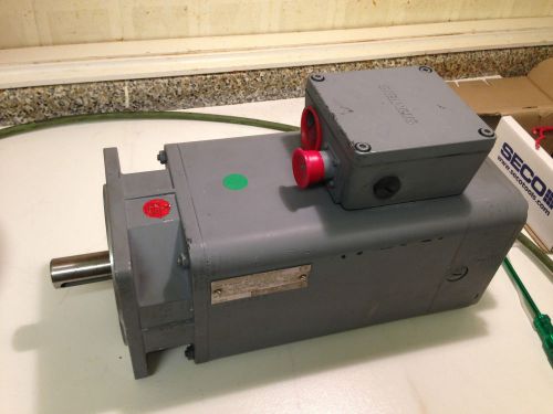 1FT5074-0AC01-2-Z  Z: +R15 Siemens servo motor for SIMODRIVE 611A--TESTED!