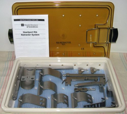 Edwards RRA Heartport Rib Retractor System